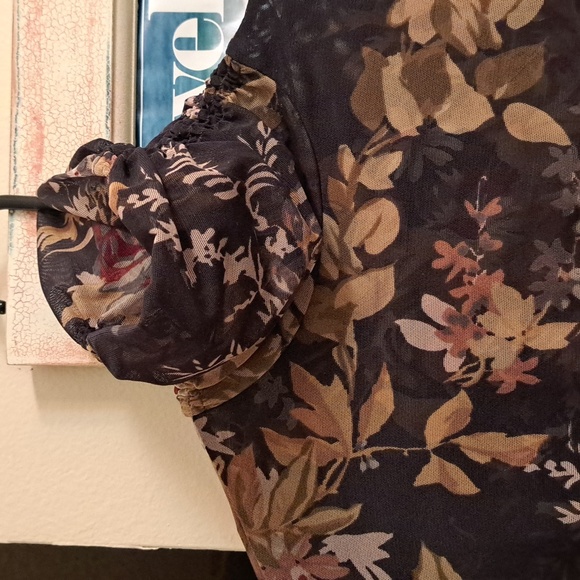 Etro Floral Nylon Stretch Turtleneck Made in Italy European sz48 US M - Picture 2 of 10